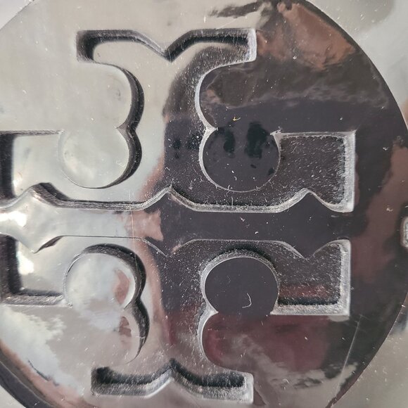 Tory Burch Cosmetic Bag Patent Leather Pouch - Picture 3 of 7